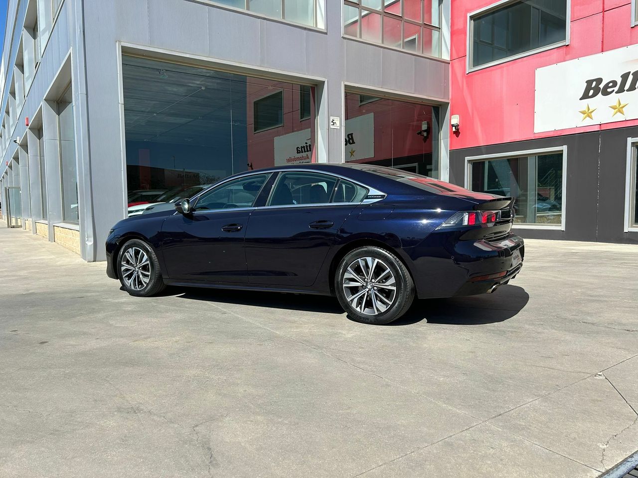 Peugeot 508 5P Allure HYBRID 225 e-EAT8 - Foto 2