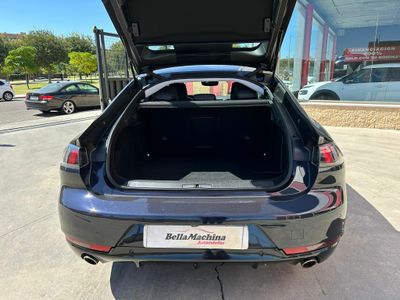Peugeot 508 5P Allure HYBRID 225 e-EAT8