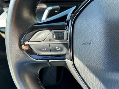 Peugeot 508 5P Allure HYBRID 225 e-EAT8