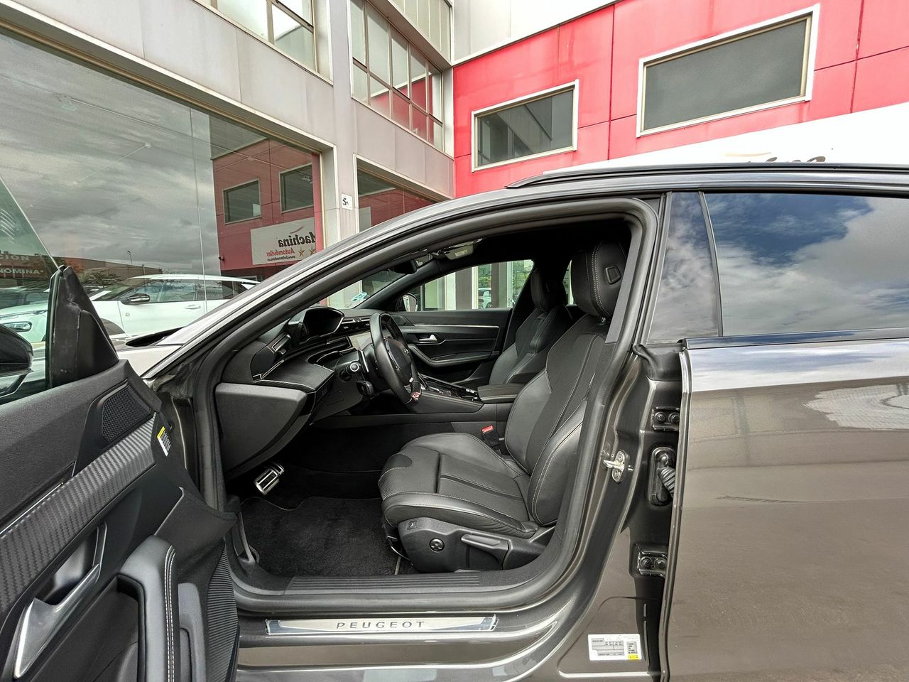 Peugeot 508 SW GTLine BlueHDi 96kW(130CV) S&S EAT8 - Foto 2