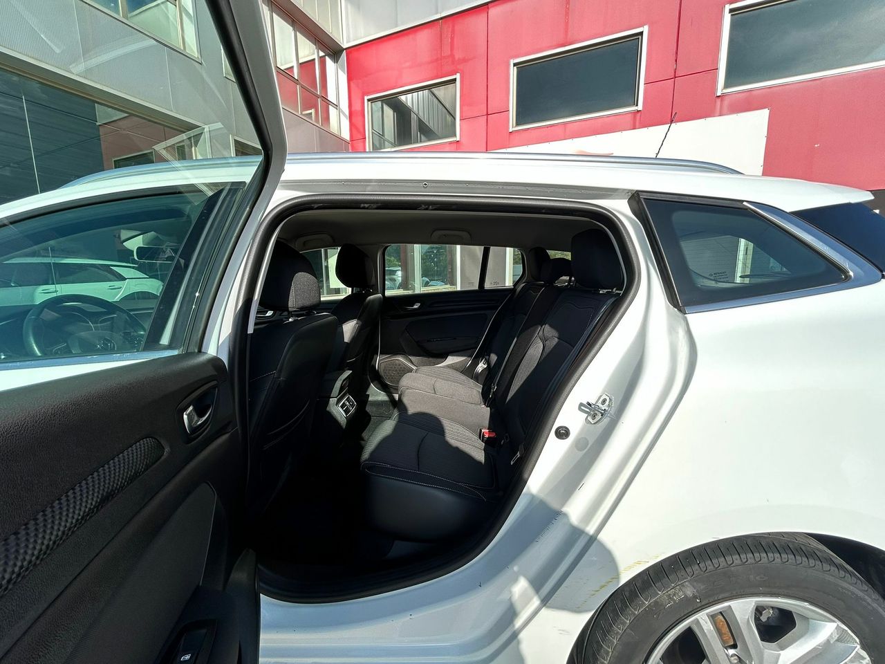 Renault Megane S.T. Limited Blue dCi 85 kW (115CV) - Foto 2
