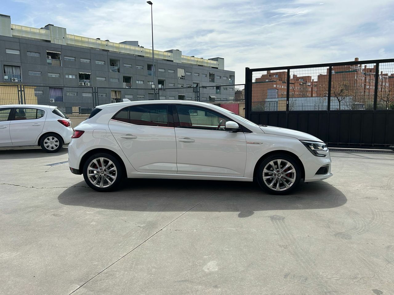 Renault Megane Zen Tce GPF 103 kW (140CV) - Foto 2