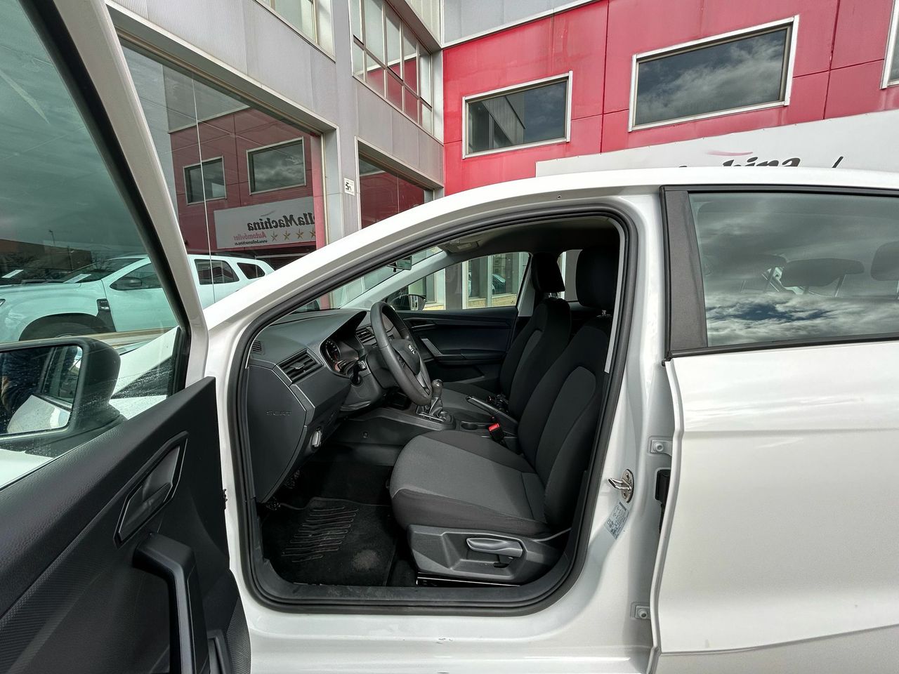 Seat Ibiza 1.6 TDI 70kW (95CV) Reference - Foto 2