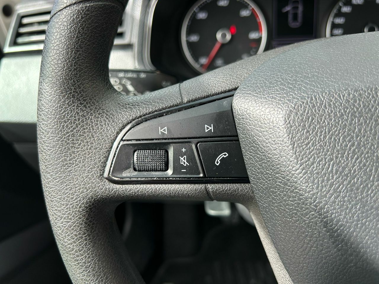 Seat Ibiza 1.6 TDI 70kW (95CV) Reference - Foto 2