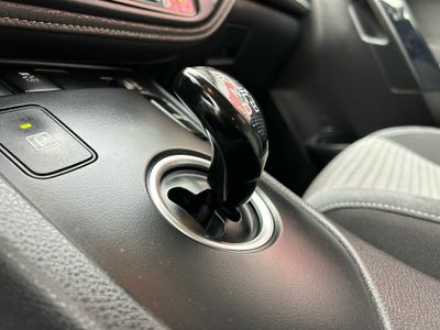 Toyota Auris 1.8 140H Hybrid Feel!