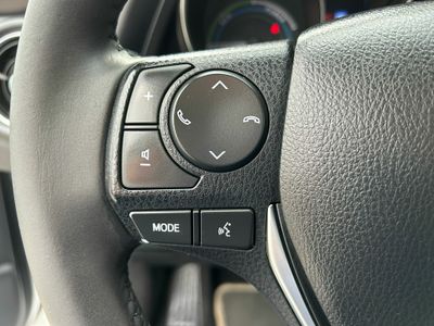 Toyota Auris 1.8 140H Hybrid Feel!