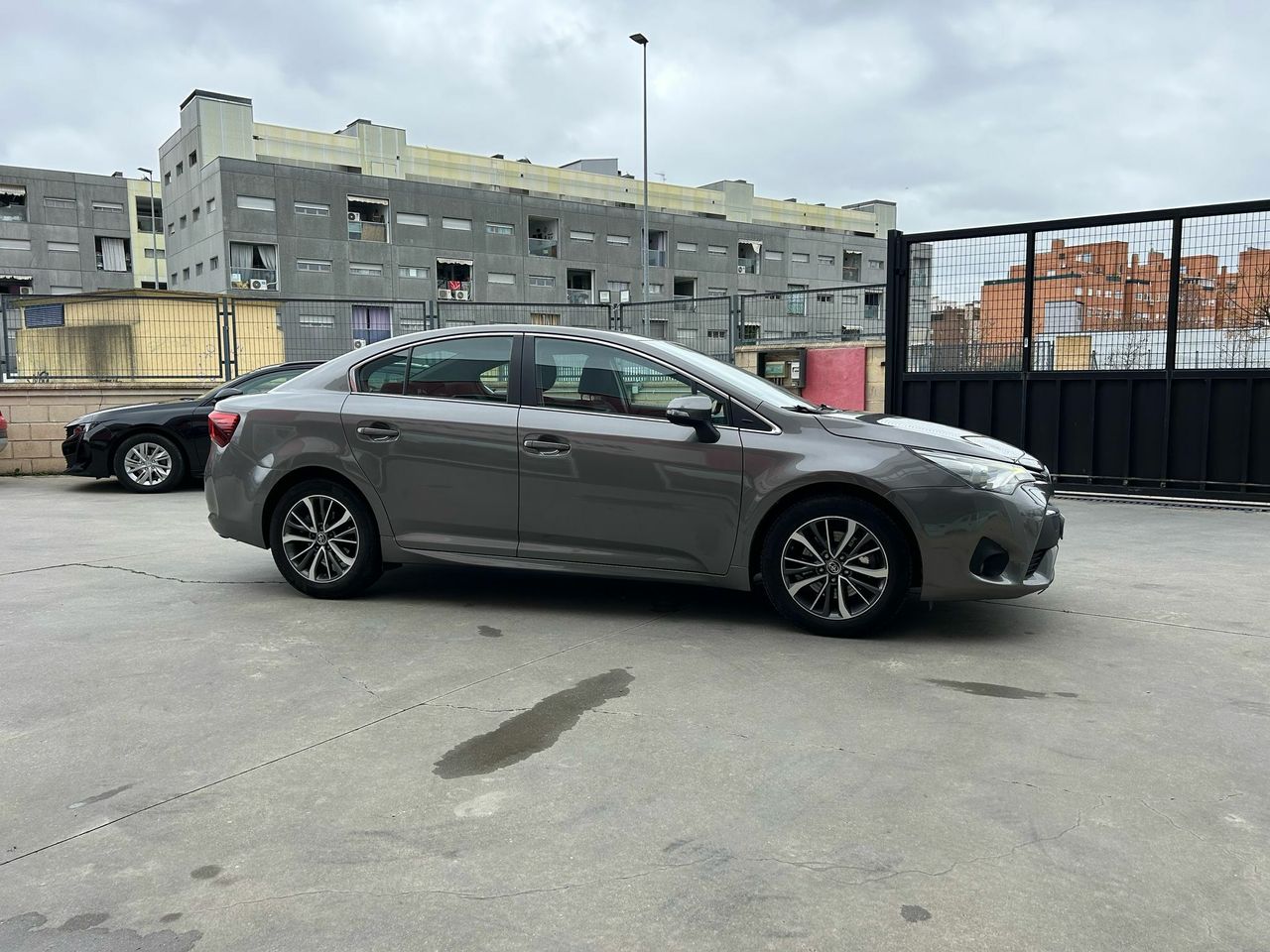 Toyota Avensis 2.0 150D ADVANCE - Foto 2