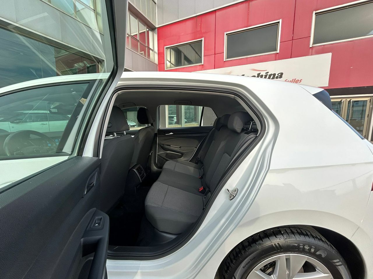 Volkswagen Golf 2.0 TDI 85kW (115CV) - Foto 2