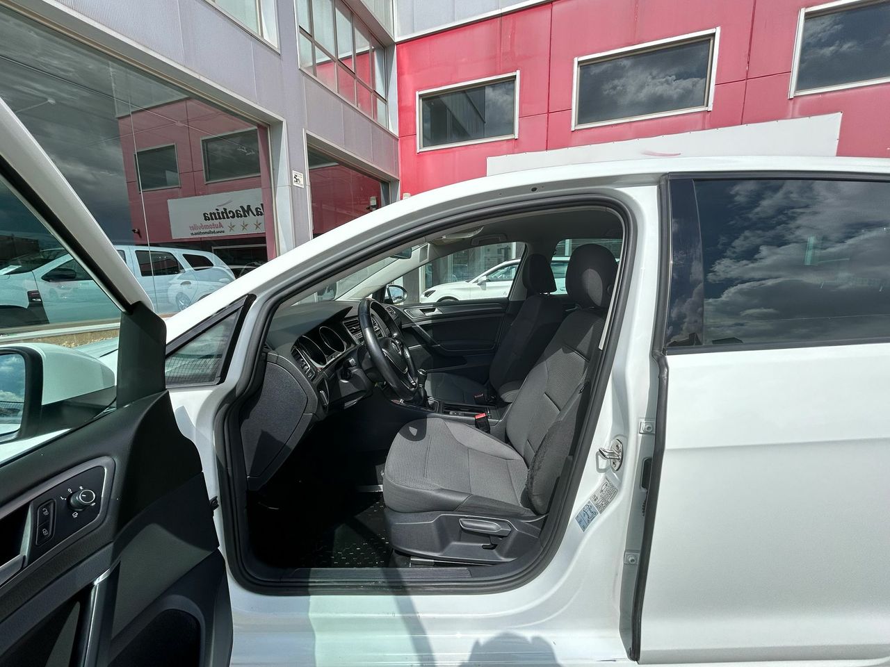 Volkswagen Golf Advance 1.6 TDI 85kW (115CV) - Foto 2
