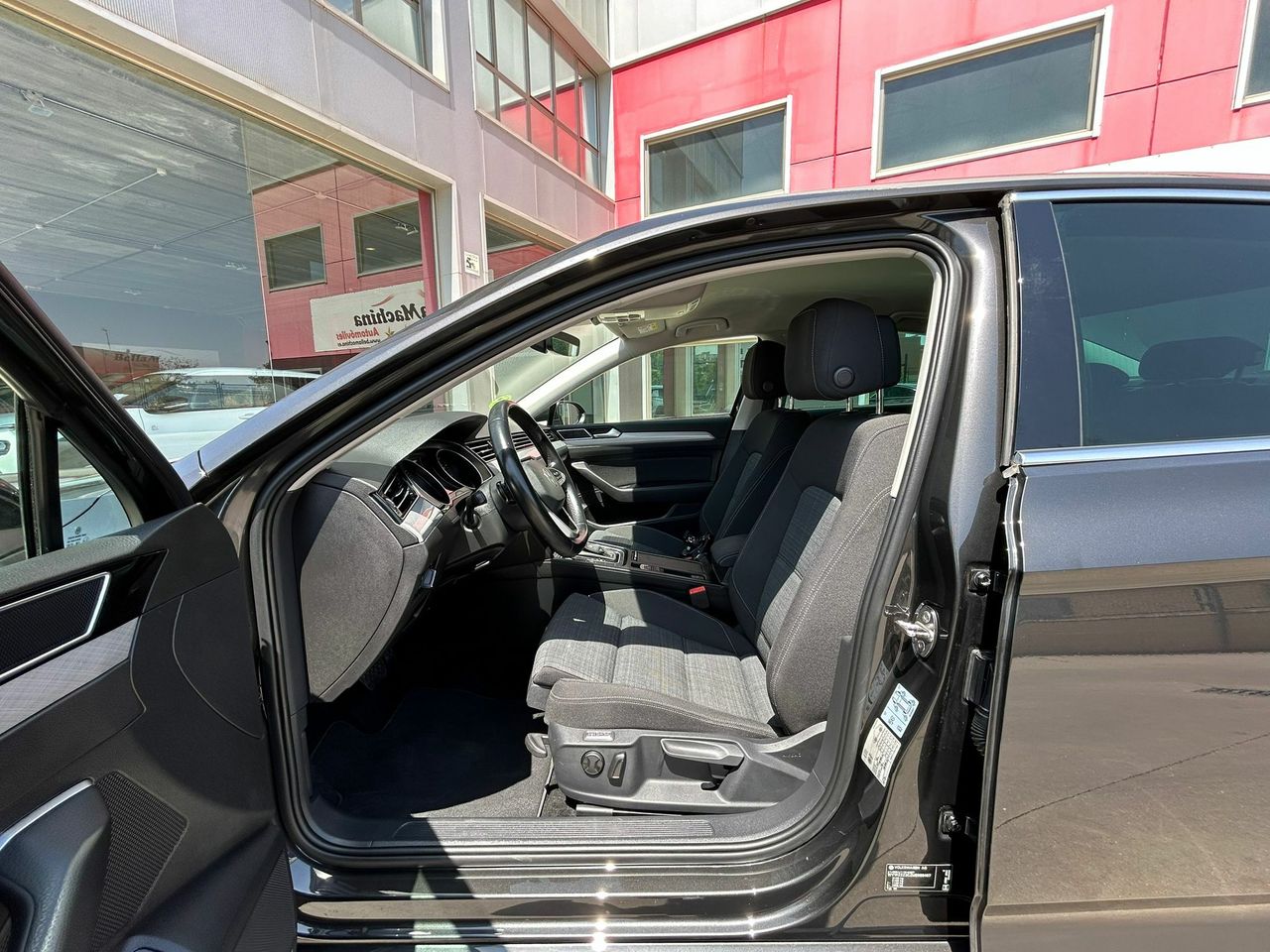 Volkswagen Passat Executive 2.0 TDI 110kW (150CV) DSG - Foto 2