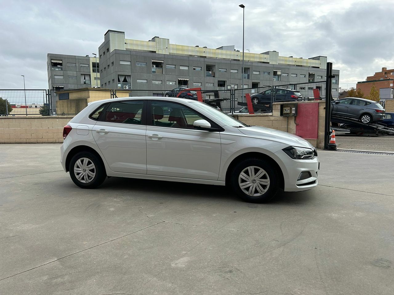 Volkswagen Polo Edition 1.0 59kW (80CV) - Foto 2