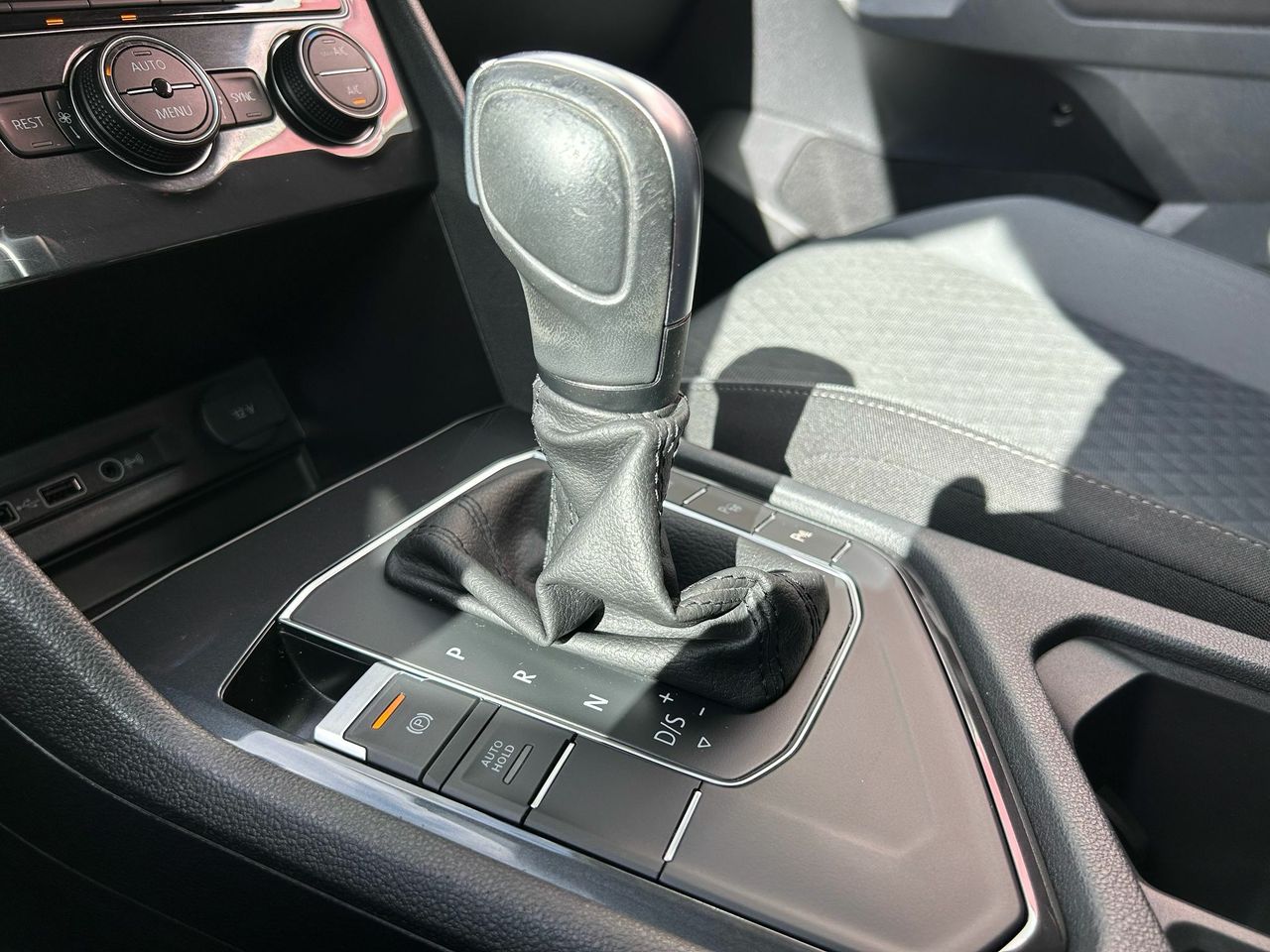 Volkswagen Tiguan Advance 2.0 TDI 110kW (150CV) DSG - Foto 2