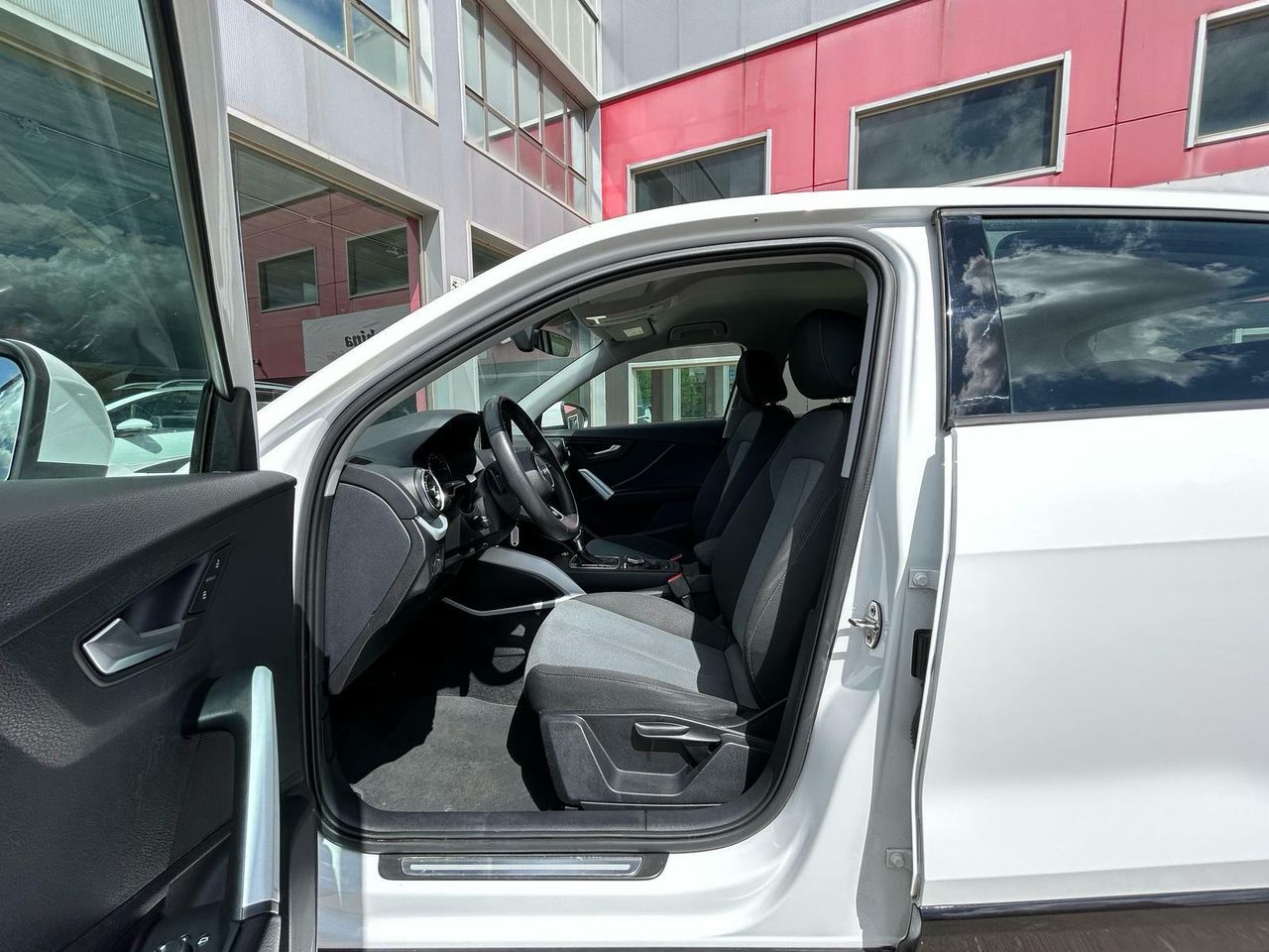 Audi Q2 Design 35 TDI 110kW (150CV) S tronic - Foto 2