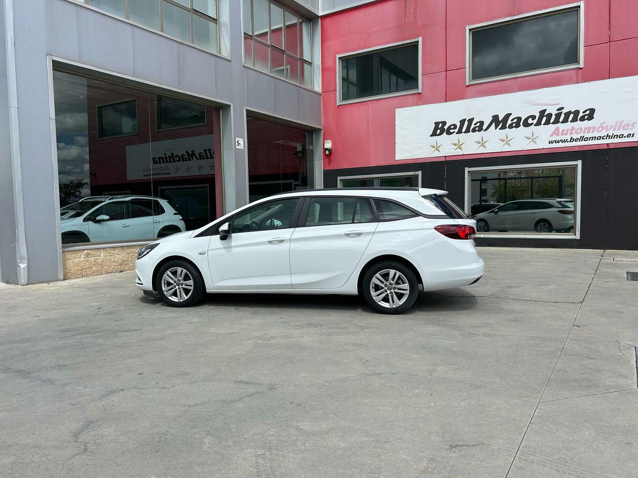 Opel Astra 1.6 CDTi S/S 81kW (110CV) Selective ST - Foto 2