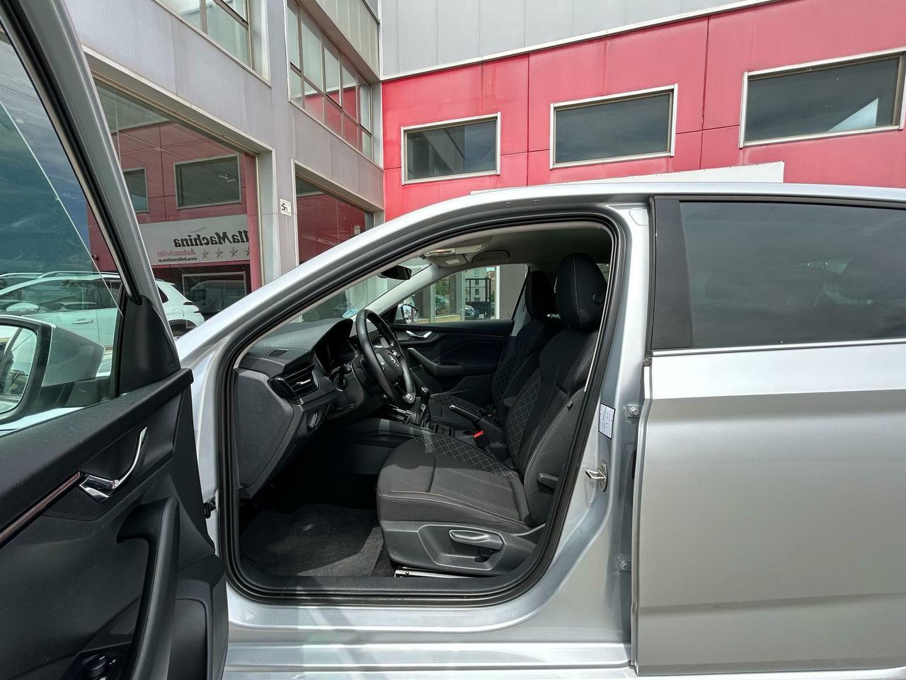 Skoda Scala 1.0 TSI 70 KW (95 CV) Ambition - Foto 2