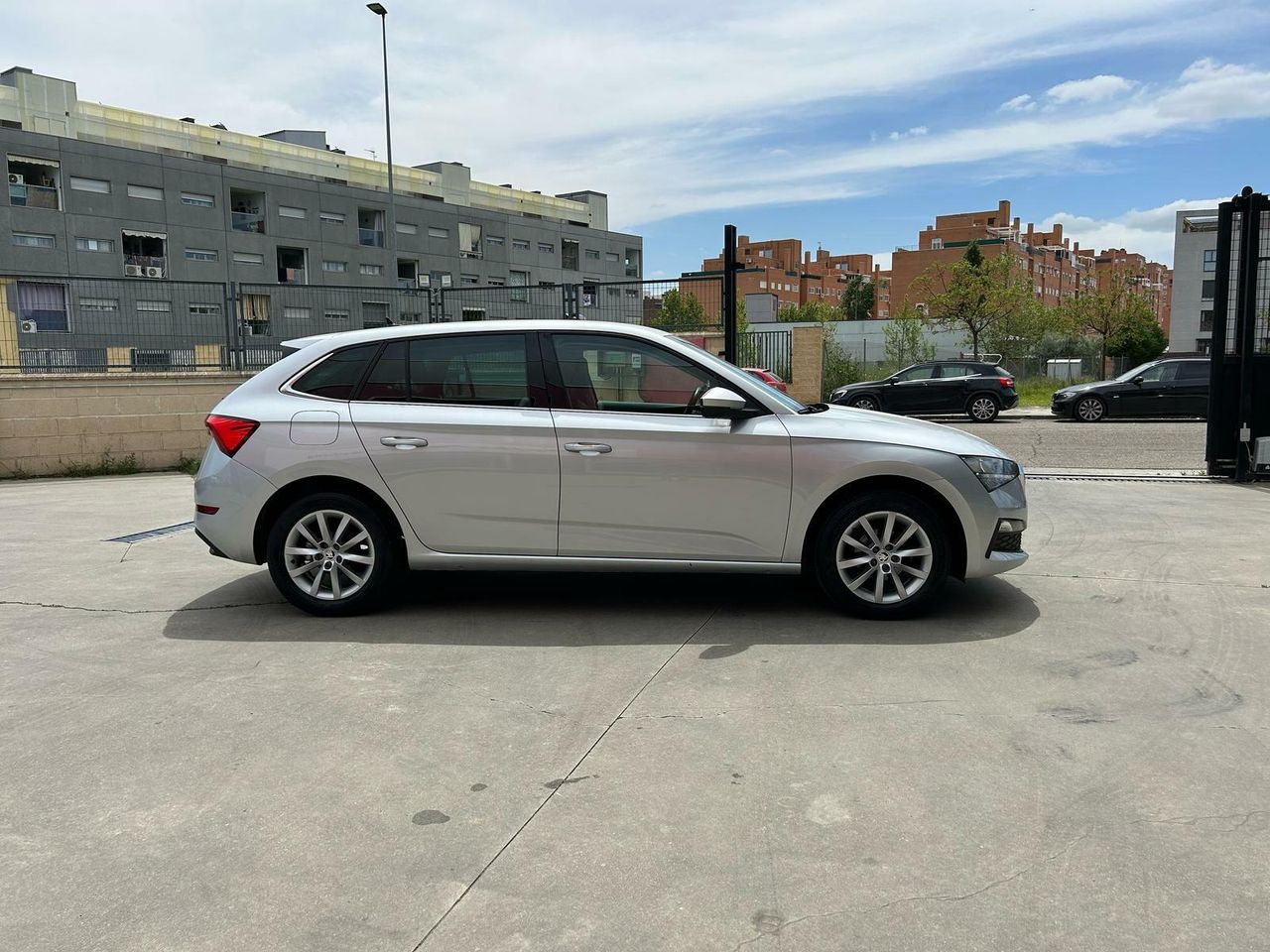 Skoda Scala 1.0 TSI 70 KW (95 CV) Ambition - Foto 2