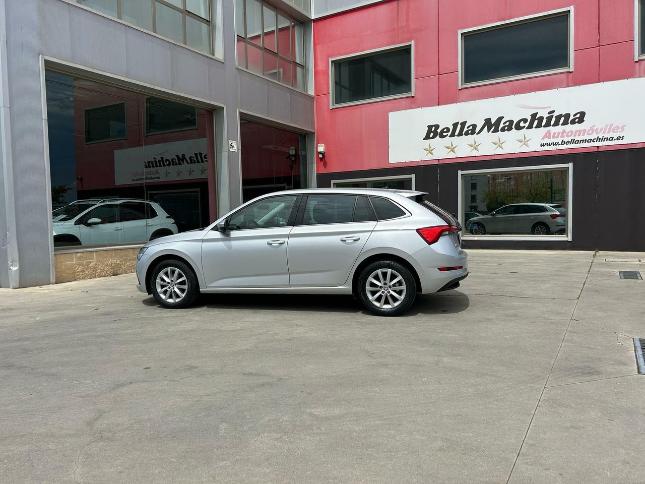 Skoda Scala 1.0 TSI 70 KW (95 CV) Ambition - Foto 2