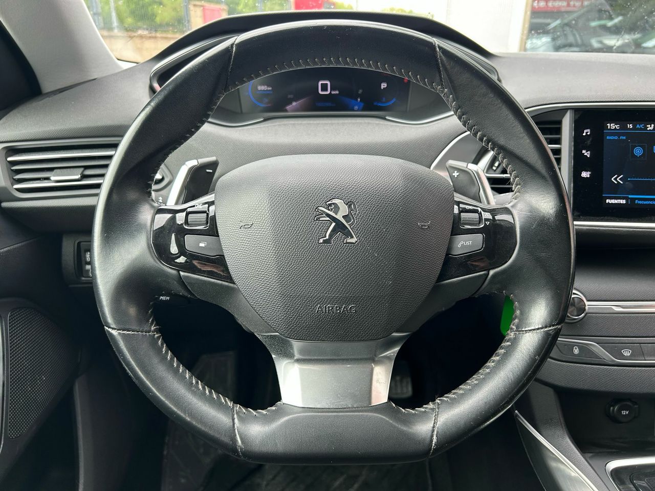 Peugeot 308 SW Active BlueHDi 130 S&S EAT8 - Foto 2