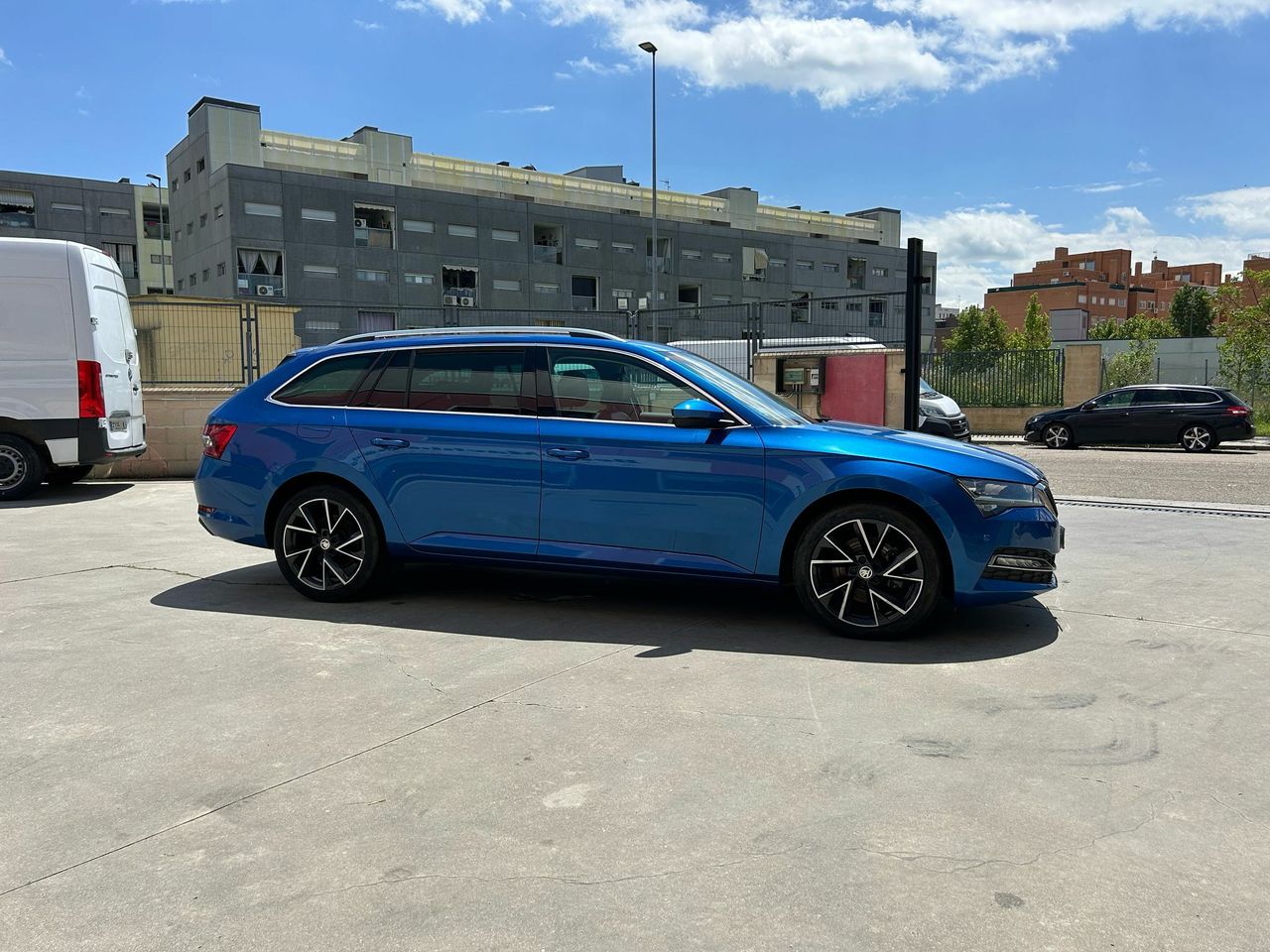 Skoda Superb Combi 2.0 TDI 110kW (150CV) Style - Foto 2