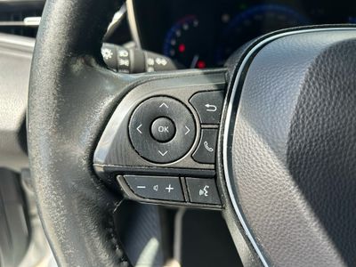 Toyota Corolla 1.8 125H ACTIVE TECH E-CVT