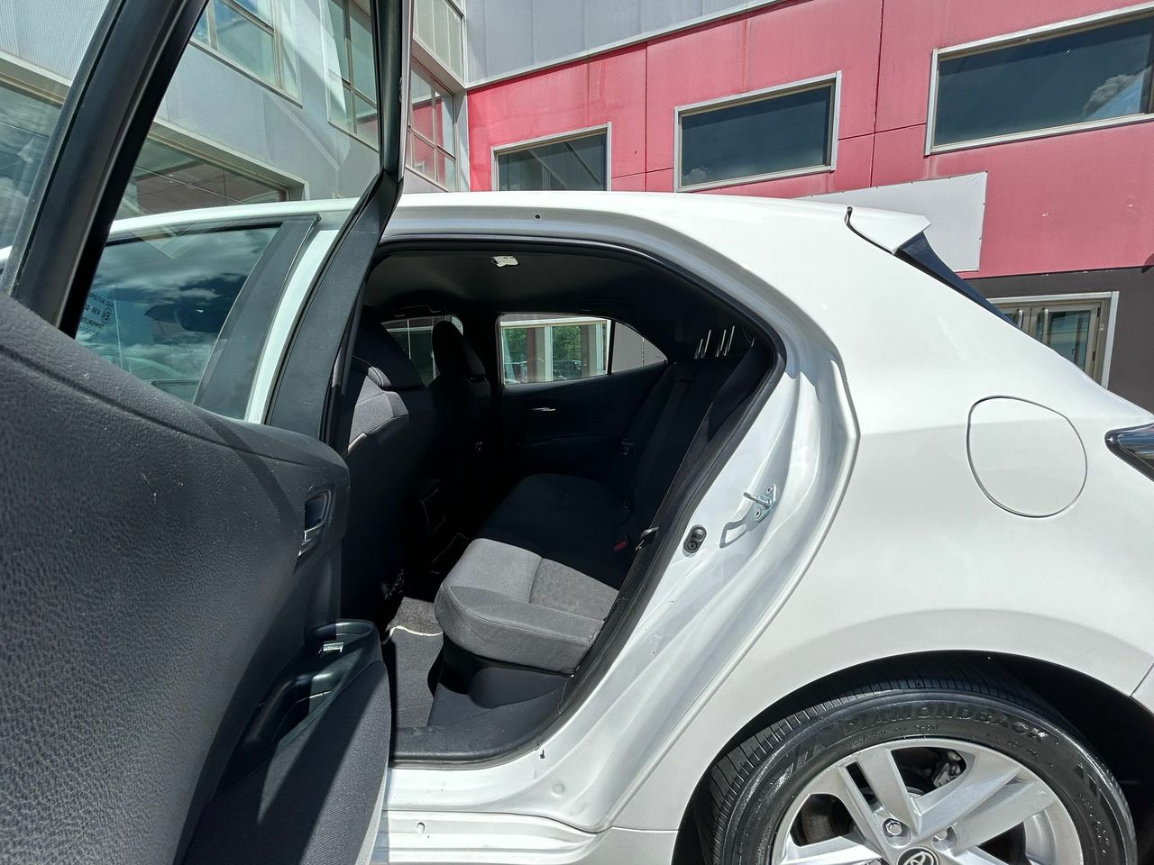 Toyota Corolla 1.8 125H ACTIVE TECH E-CVT - Foto 2