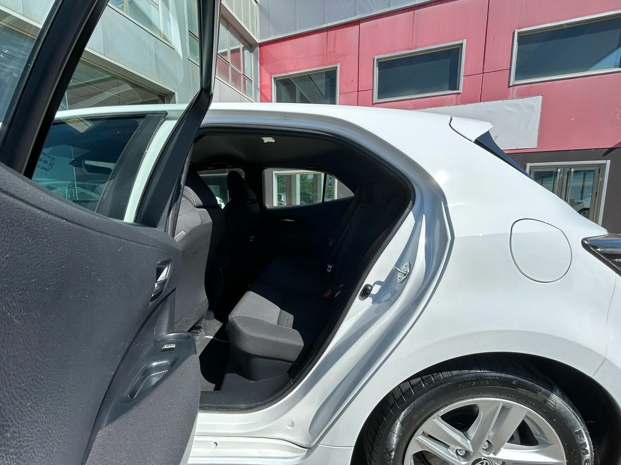 Toyota Corolla 1.8 125H ACTIVE TECH E-CVT - Foto 2