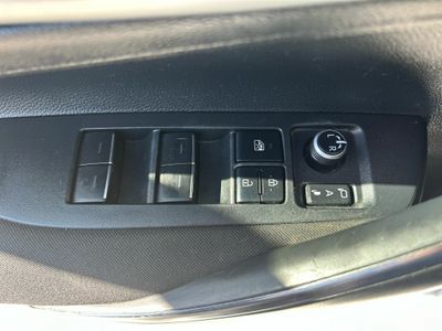 Toyota Corolla 1.8 125H ACTIVE TECH E-CVT