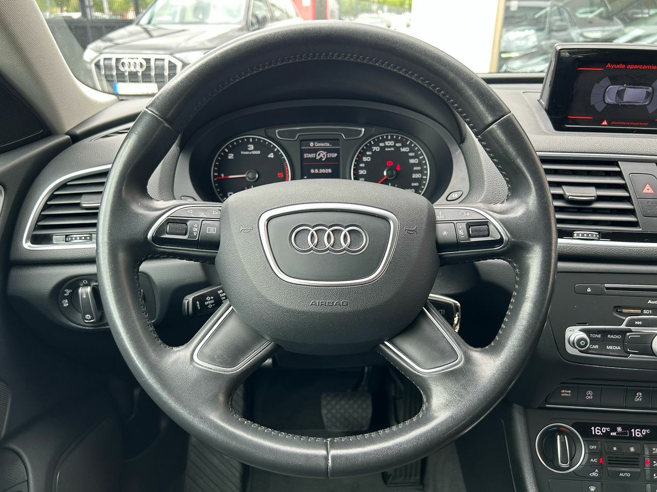 Audi Q3 Design ed 2.0 TDI 110kW (150CV) S tronic - Foto 2