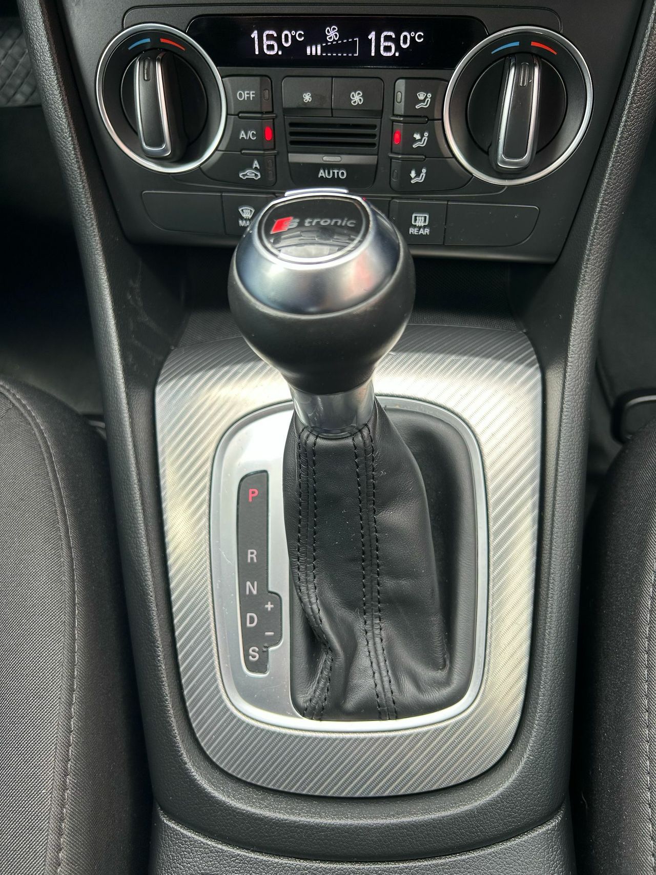 Audi Q3 Design ed 2.0 TDI 110kW (150CV) S tronic - Foto 2