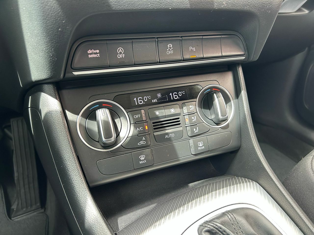 Audi Q3 Design ed 2.0 TDI 110kW (150CV) S tronic - Foto 2