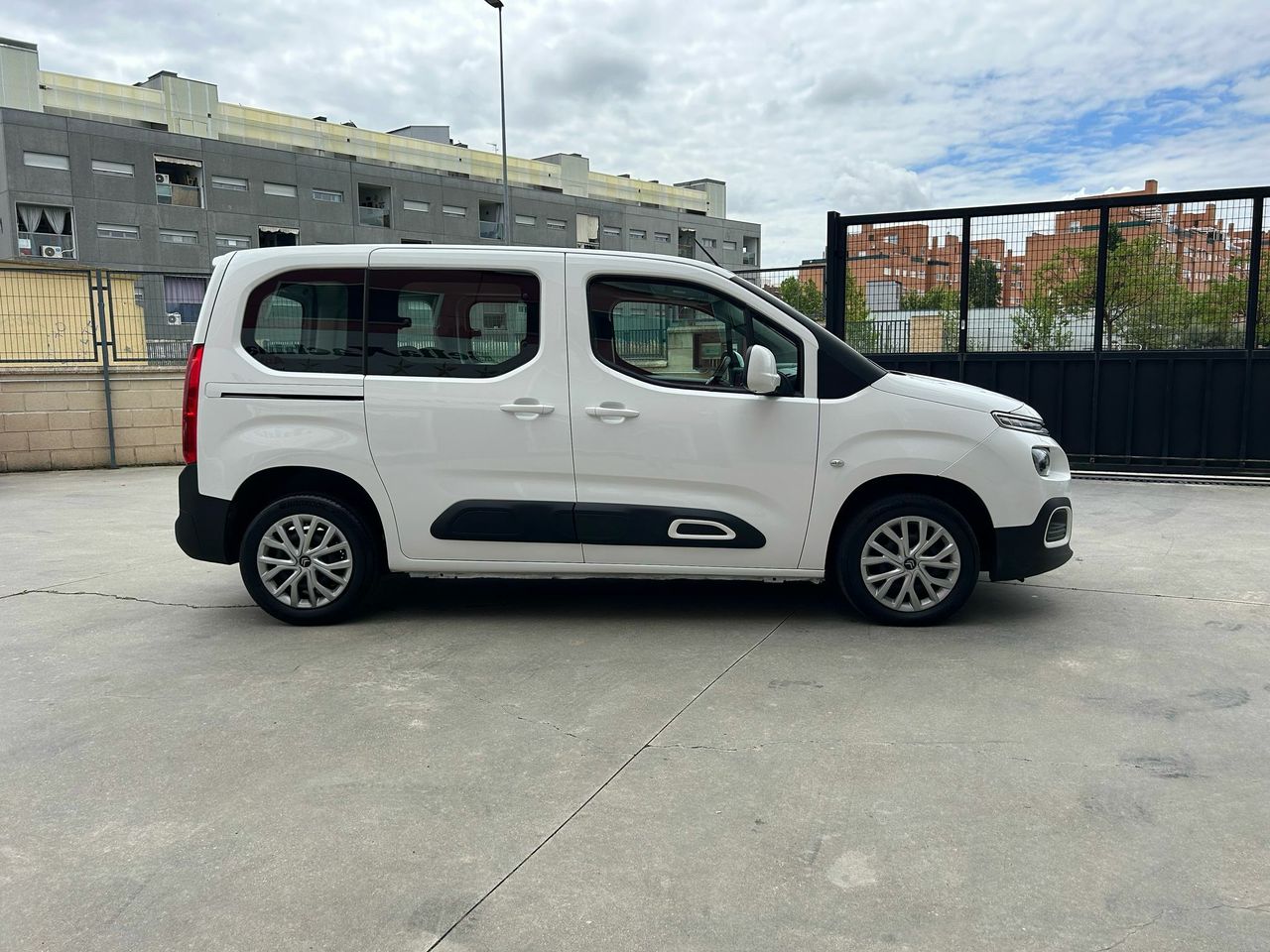 Citroën Berlingo Talla M BlueHDi 100 S&S FEEL - Foto 2