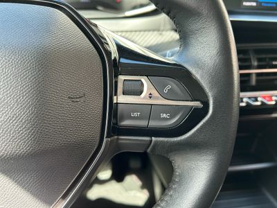 Peugeot 208 BlueHDi 73kW (100CV) Active