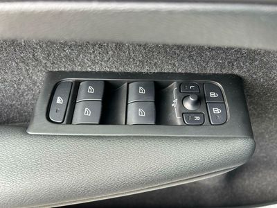Volvo XC40 1.5 T2 Momentum Pro Auto