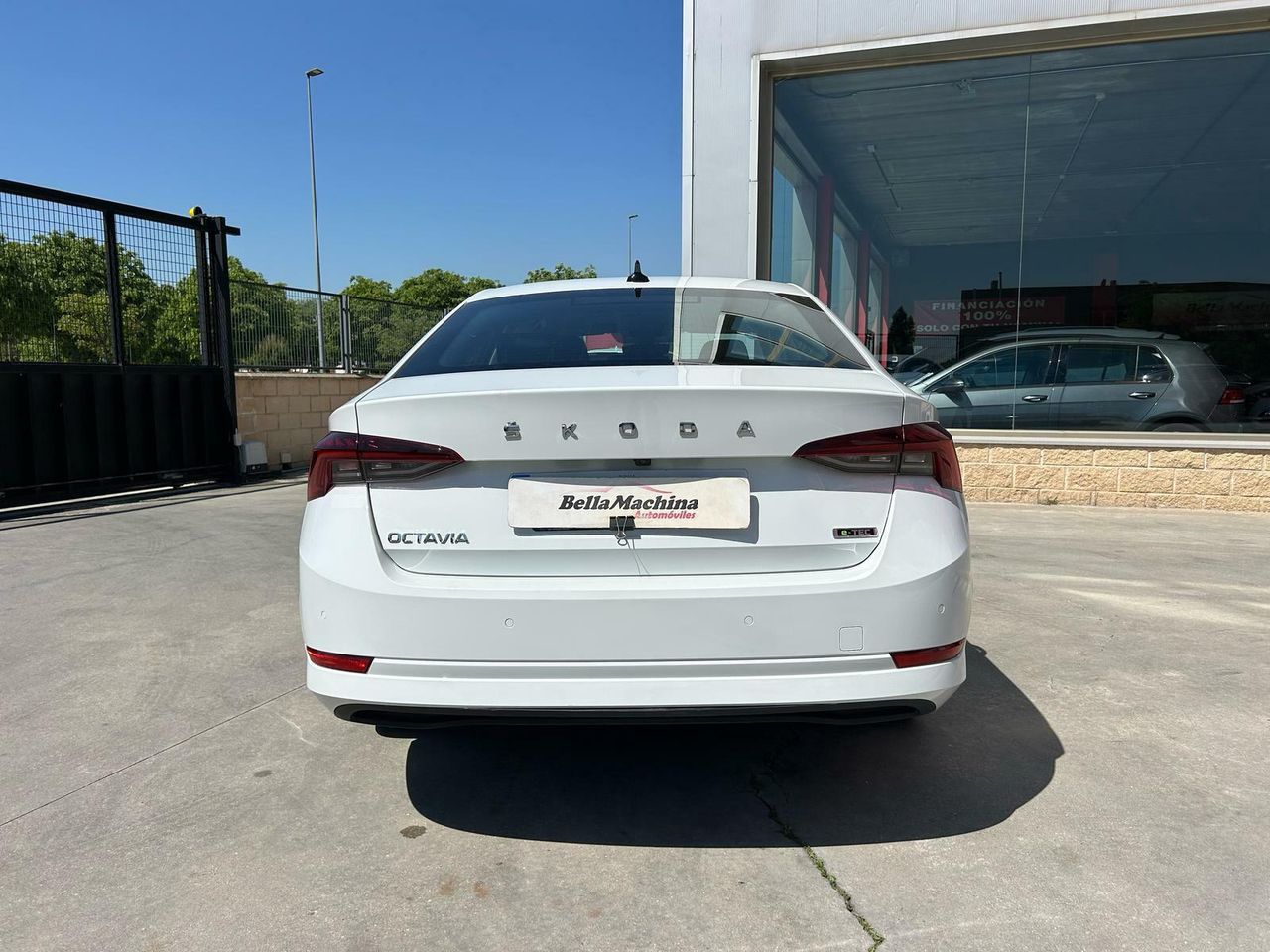 Skoda Octavia 1.5 TSI m-HEV 110kW (150CV) DSG Ambition - Foto 2