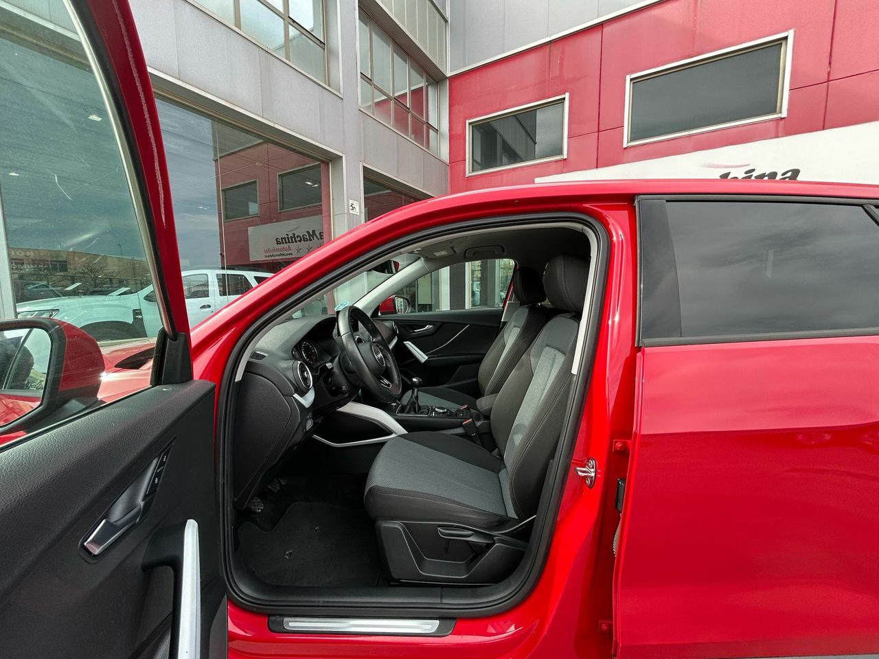 Audi Q2 Design 30 TDI 85kW (116CV) - Foto 2