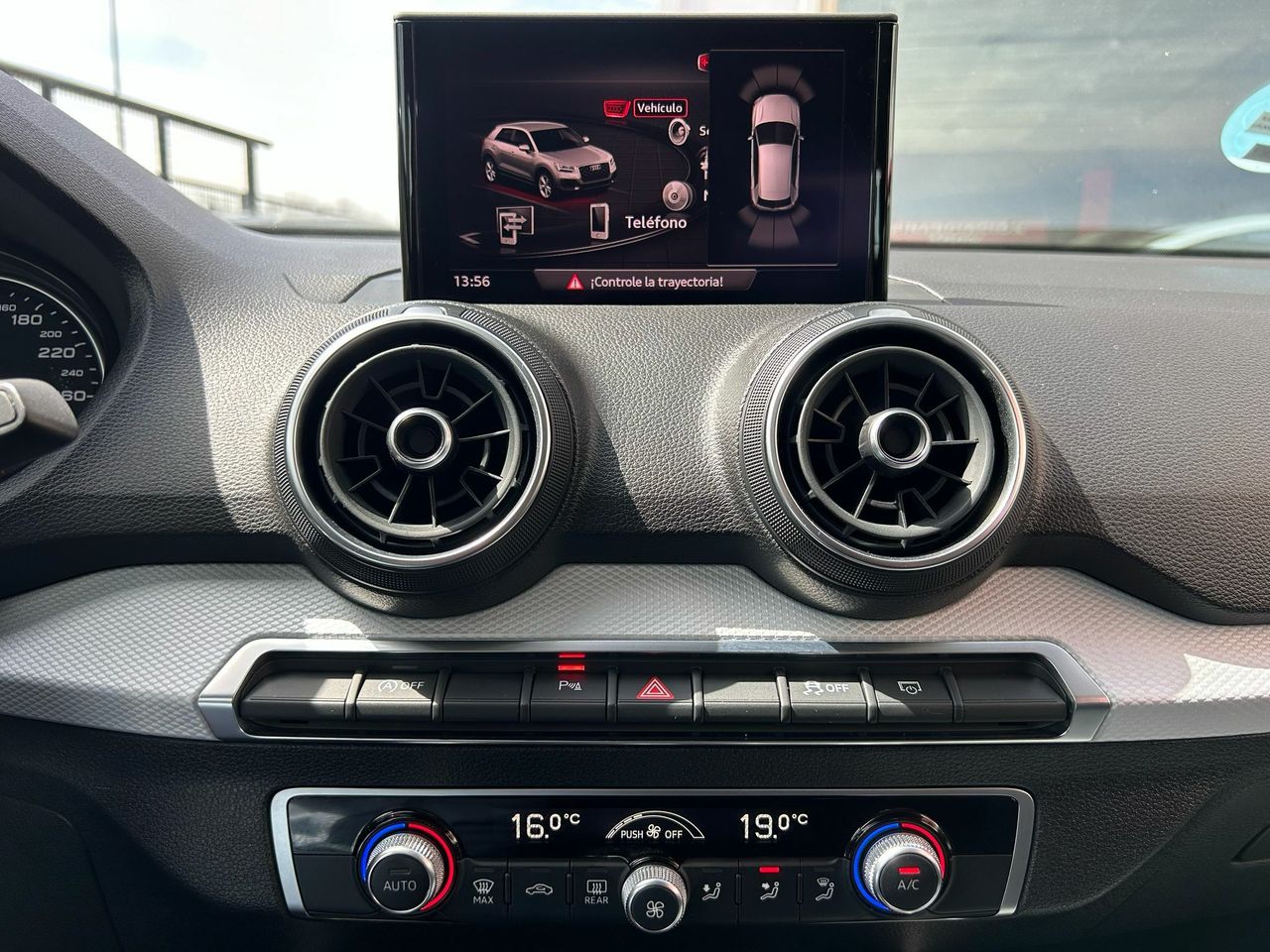 Audi Q2 Design 30 TFSI 85kW (116CV) - Foto 2