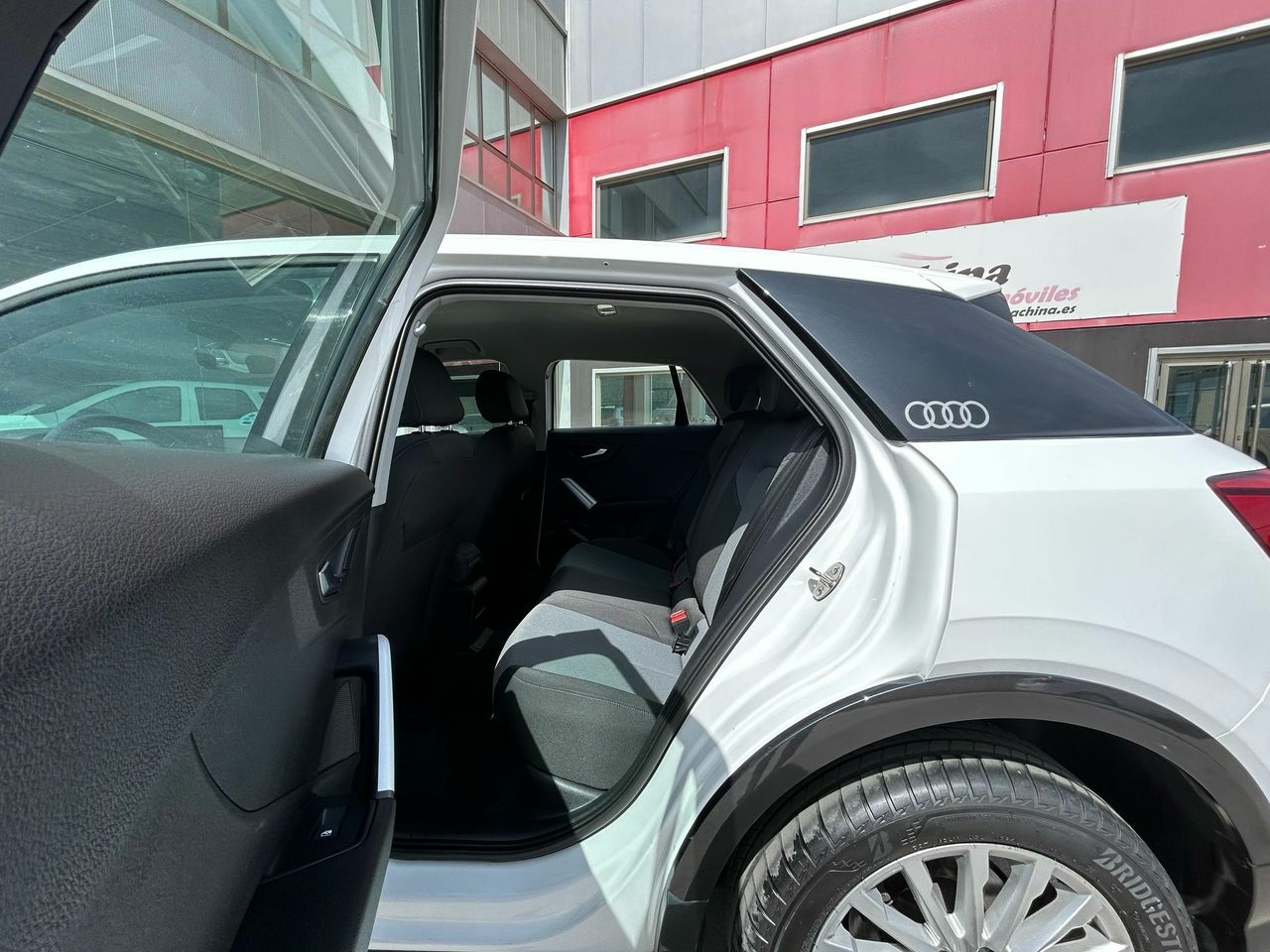 Audi Q2 Design 30 TFSI 85kW (116CV) - Foto 2