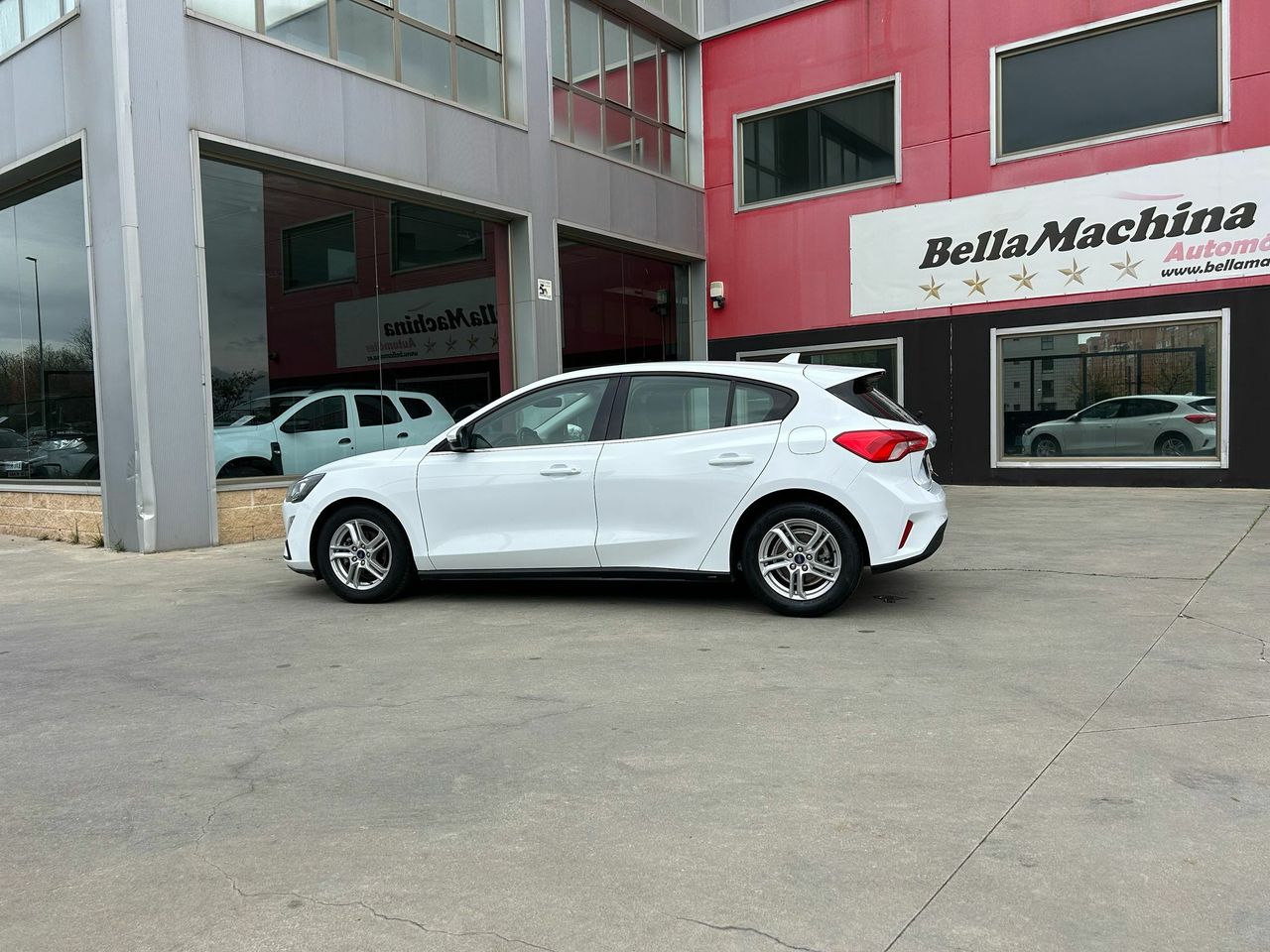 Ford Focus 1.5 Ecoblue 88kW Trend+ - Foto 2