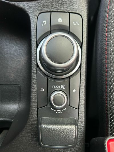 Mazda 2 e-SKYACTIV G 66kW (90CV) Homura