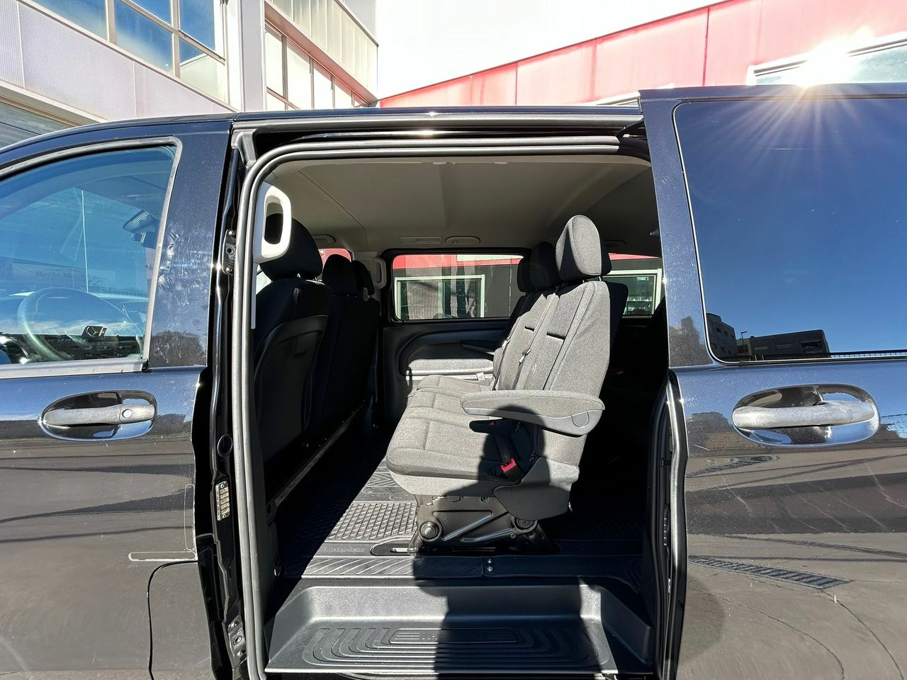 Mercedes Vito Tourer 114 Pro Larga automatica  - Foto 2