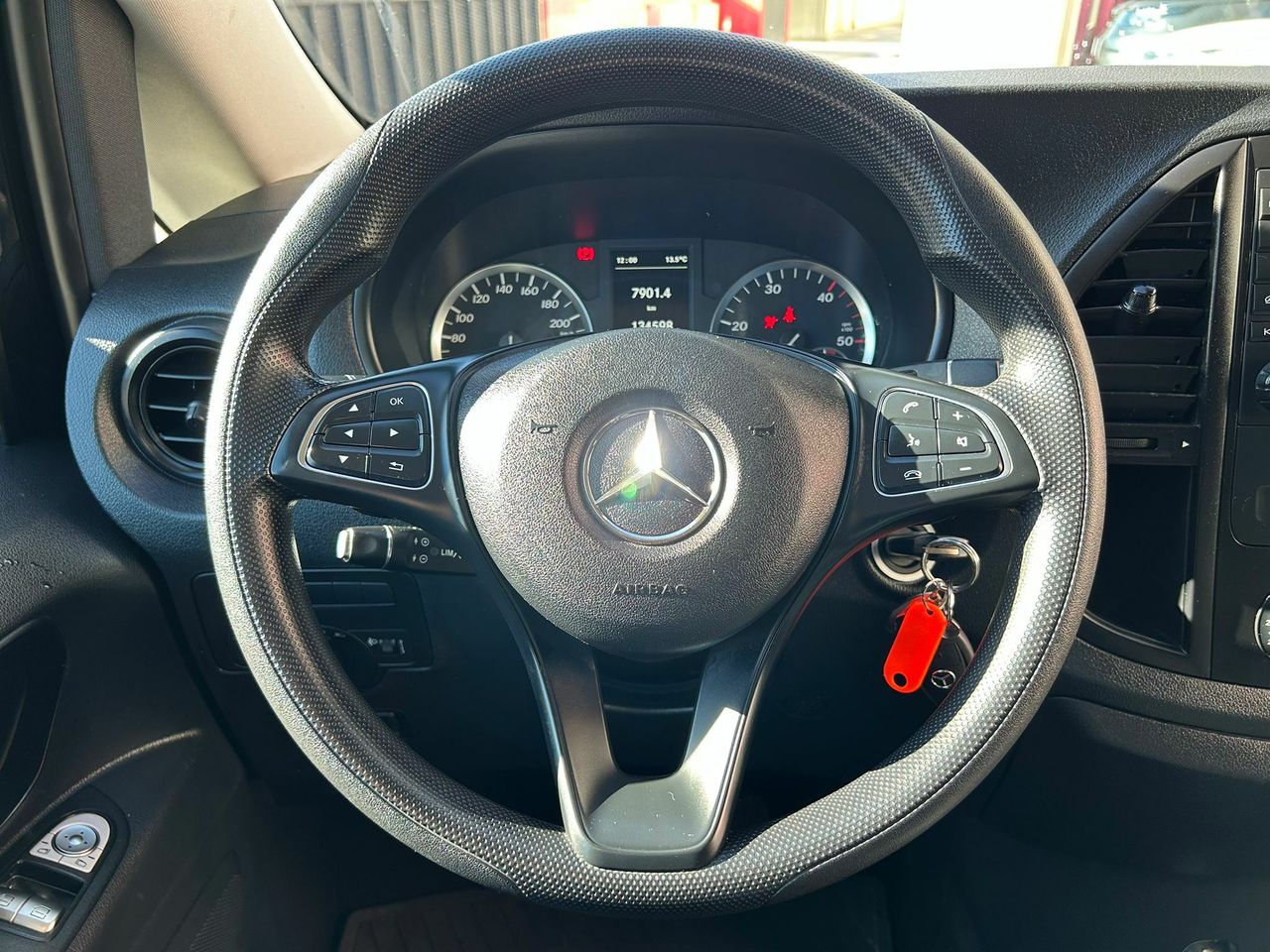 Mercedes Vito Tourer 114 Pro Larga automatica  - Foto 2
