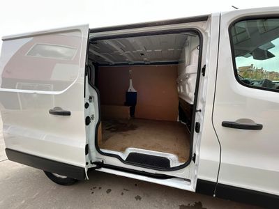 Nissan Primastar FURGON 2.0 DCI 110CV L1 H1 