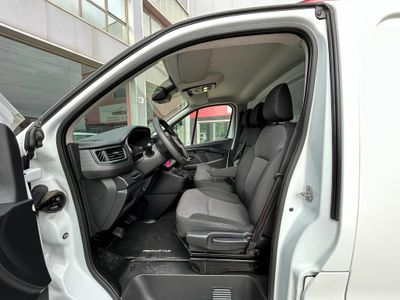 Nissan Primastar FURGON 2.0 DCI 110CV L1 H1 