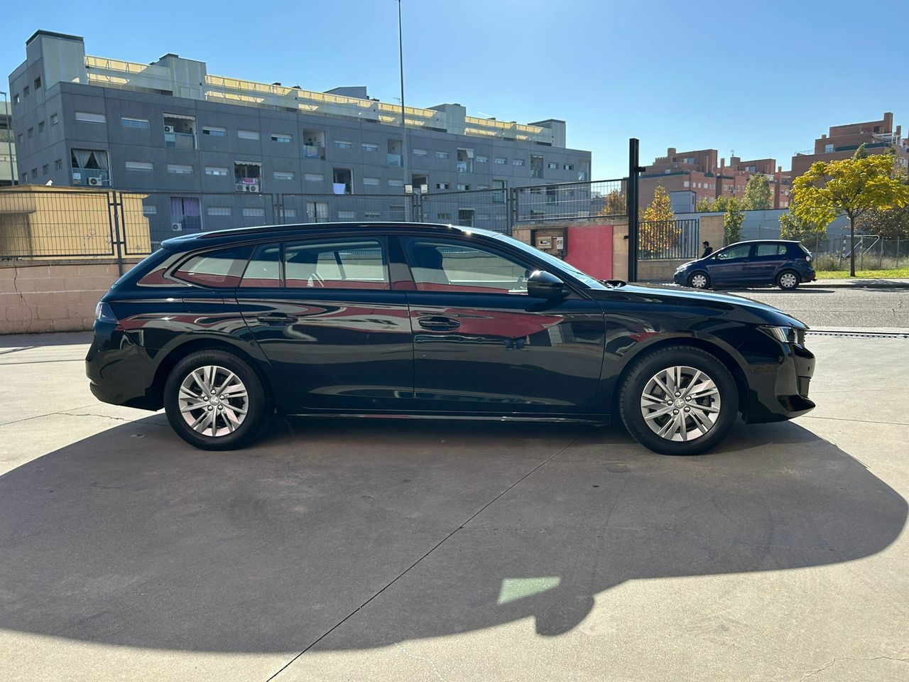 Peugeot 508 SW Active Pack BlueHDi 130 S&S EAT8 - Foto 2