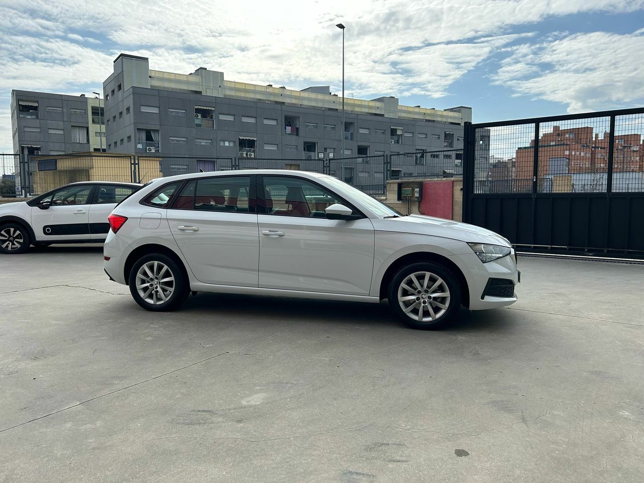 Skoda Scala 1.0 TSI 81KW (110 CV) Ambition - Foto 2