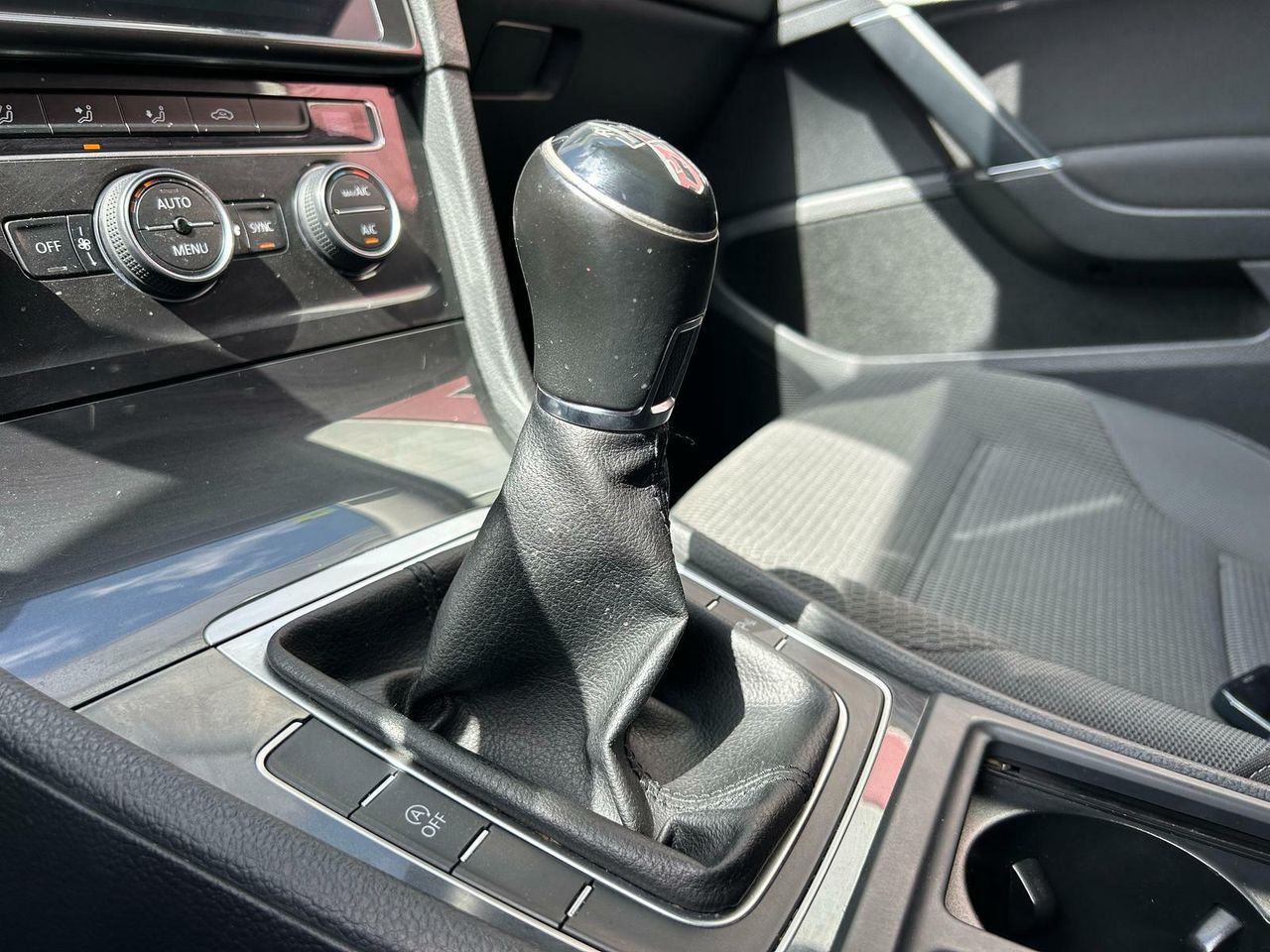 Volkswagen Golf Advance 2.0 TDI 110kW (150CV) - Foto 2