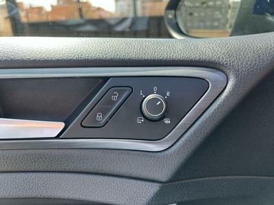 Volkswagen Golf Advance 2.0 TDI 110kW (150CV)