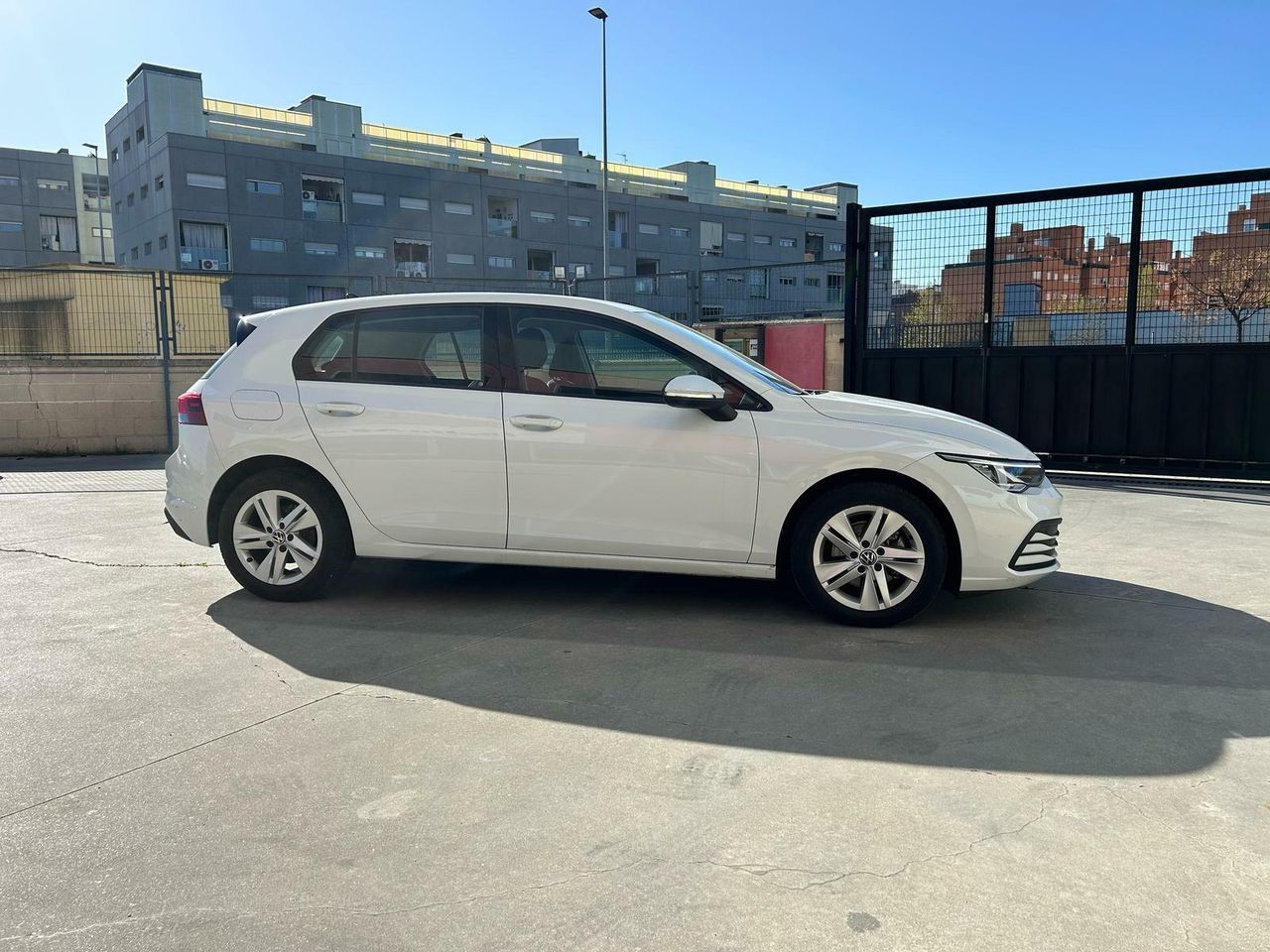 Volkswagen Golf Life 2.0 TDI 85kW (115CV) - Foto 2