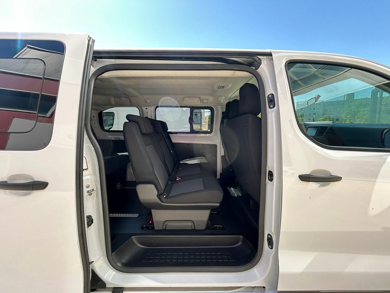 Toyota Proace Verso 2.0D 145CV FAMILY ADVANCE L1 - Foto 2