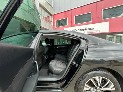 Peugeot 508 5P Allure Pack BlueHDi 130 S&S EAT8